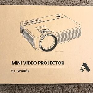 MINI VIDEO PROJECTOR